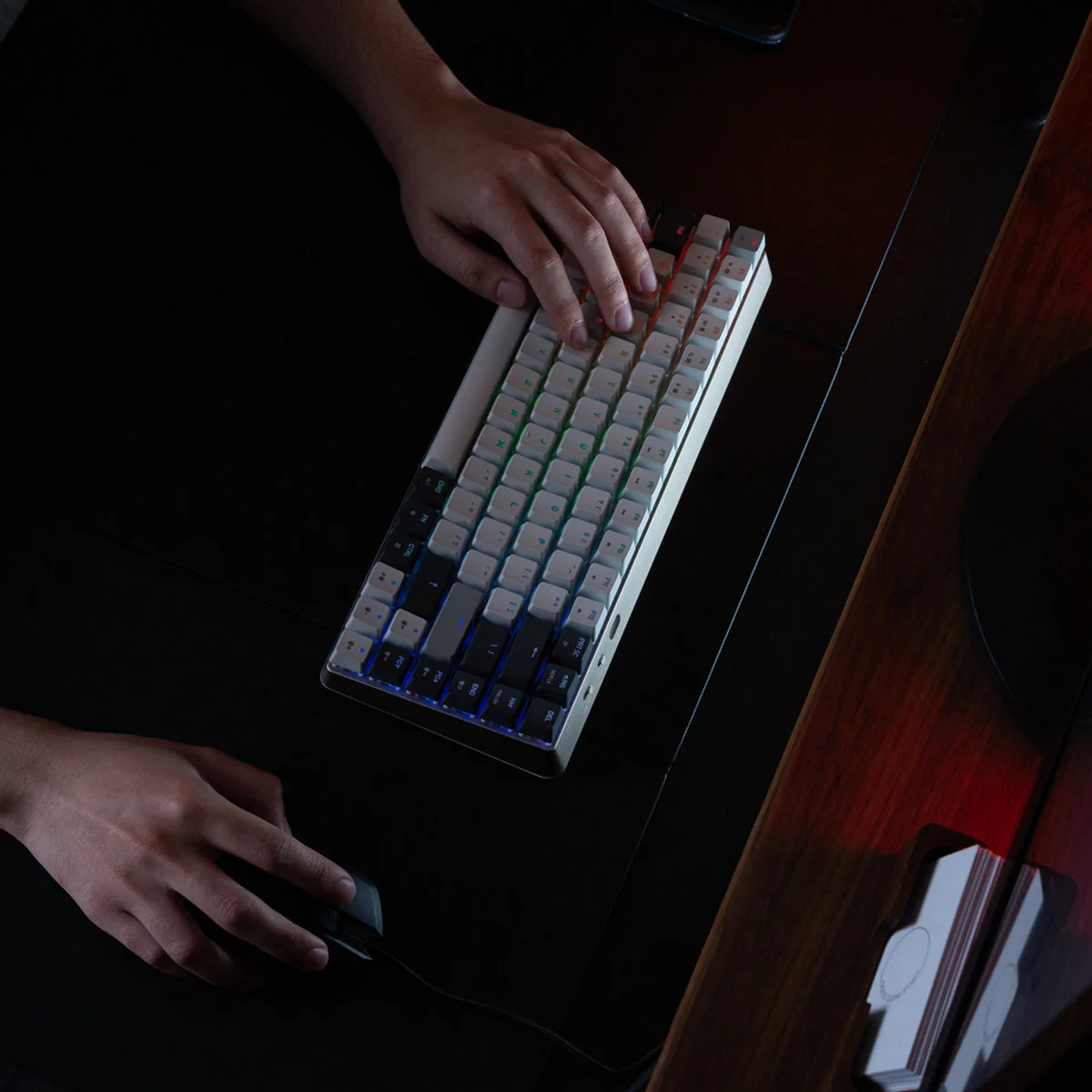 Cascade 75% Wireless Hot-Swappable Keyboard - OCTO - Image 5